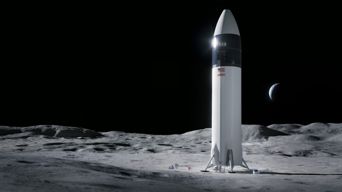 NASA Awards a Second Contract Option to SpaceX for Planned Artemis Moon Landing
